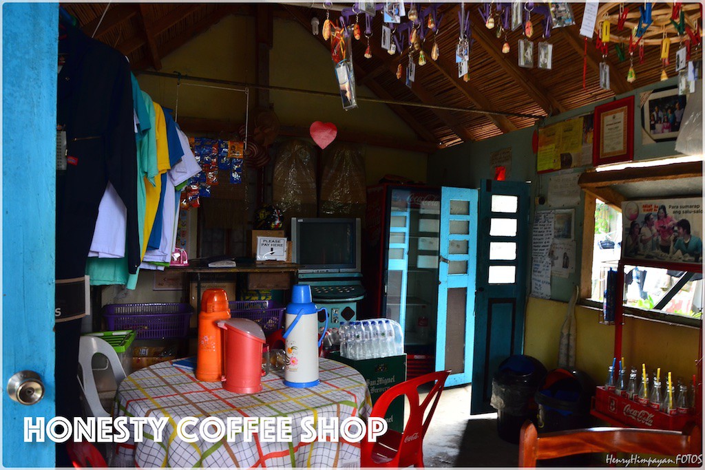 BATANES... Visiting Honesty Coffee Shop - Finding Henru