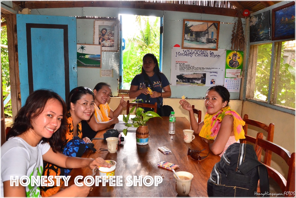 BATANES... Visiting Honesty Coffee Shop - Finding Henru