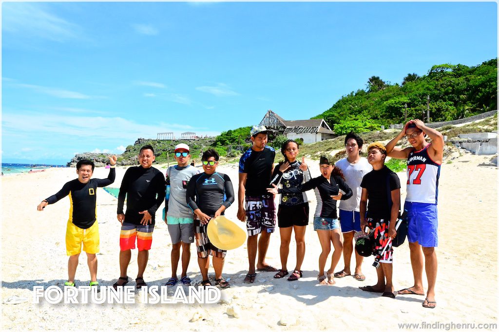 from left to right: henru, jp, jeeo, kim, marvs, ruffa, jona, meong, gelo, sherwin