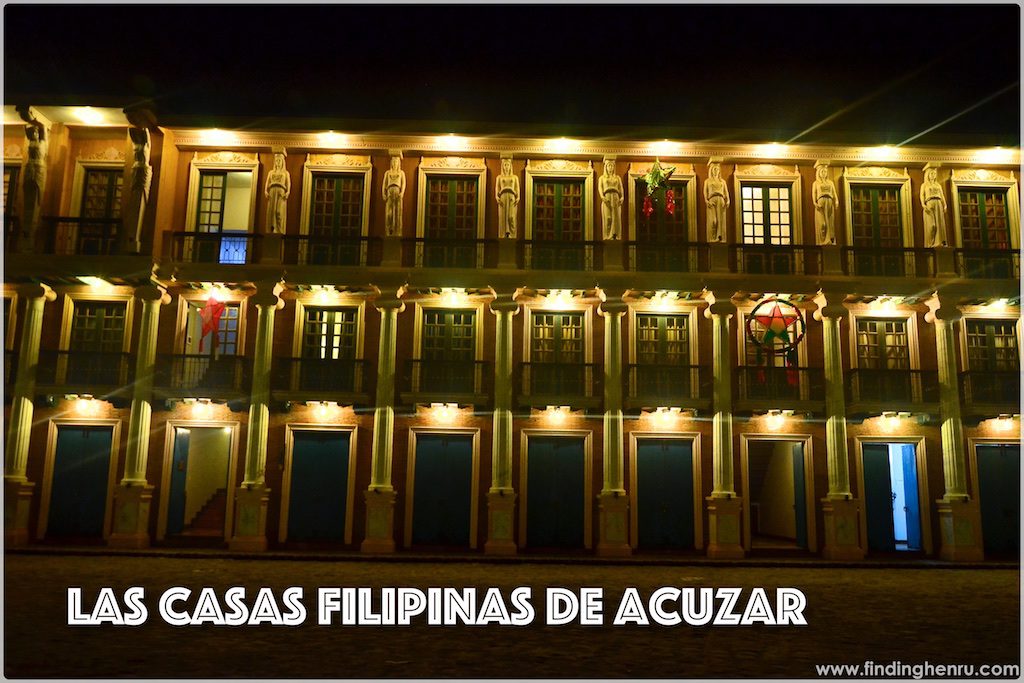 Plaza de Escolta at night; featured accommodation at the resort